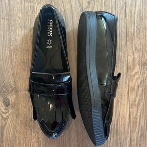 Geox Respira Italian black patent leather fringe loafer shoe size 38